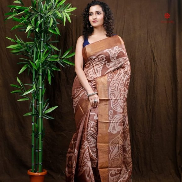 Exclusive Brown Pure Tussar Silk Hand Painted Saree - Picture 7 of 8